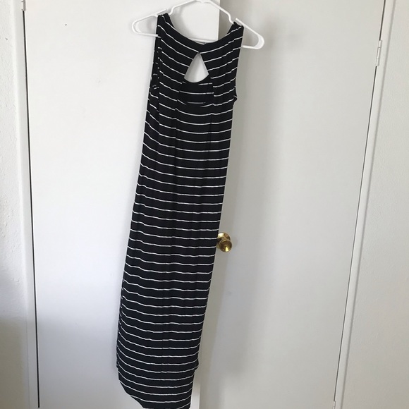 Striped Maxi Dress - Picture 5 of 6
